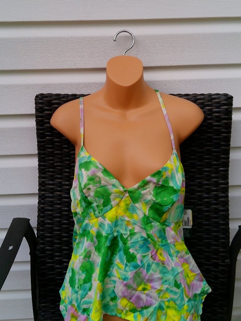 WILD FABLE NEW WITH OUT TAGS SIZE LARGE